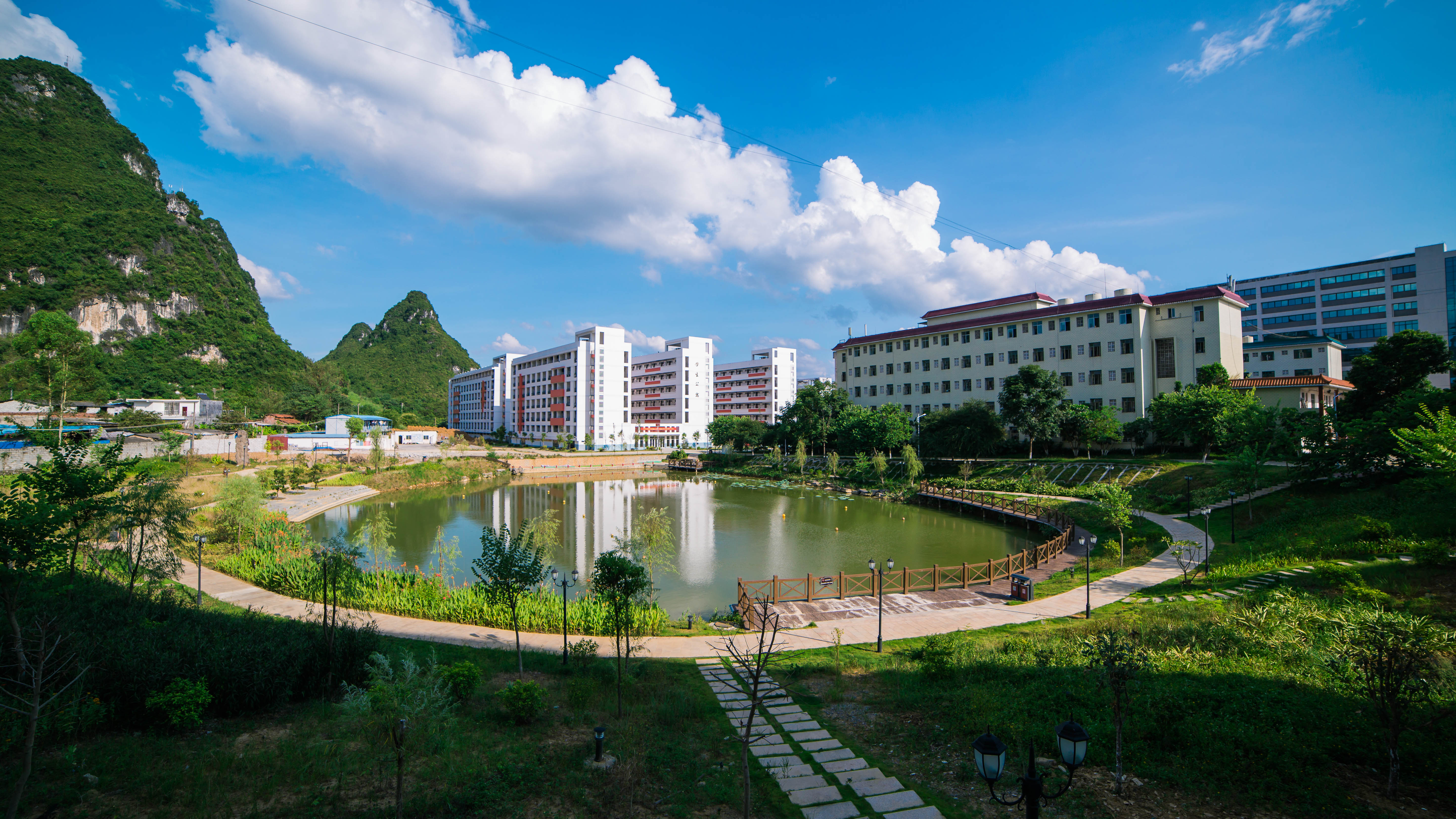 金盆捞月-欢迎光临河池学院官网